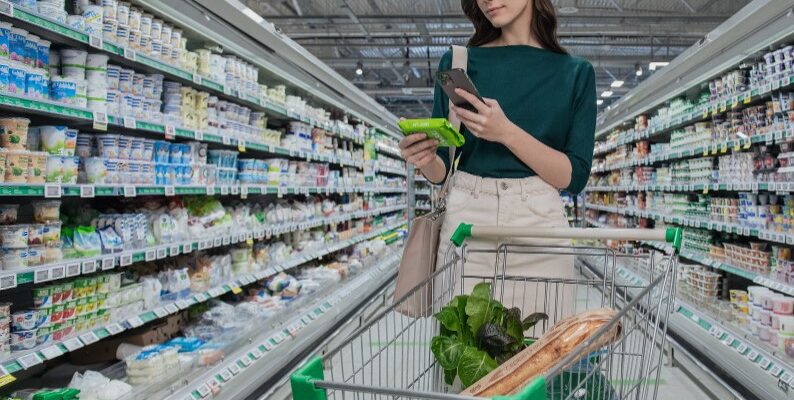 Ритейл: Визначення, Огляд та Вплив на Сучасну Економіку