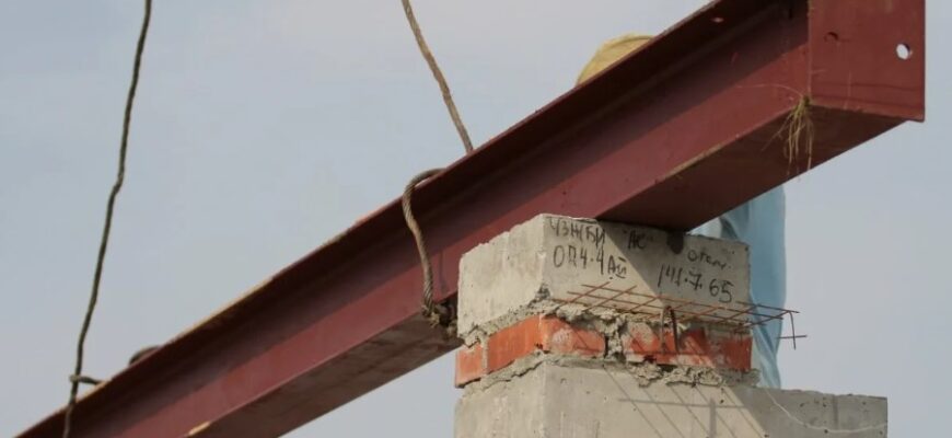 Що таке балка: Визначення, види та застосування в будівництві