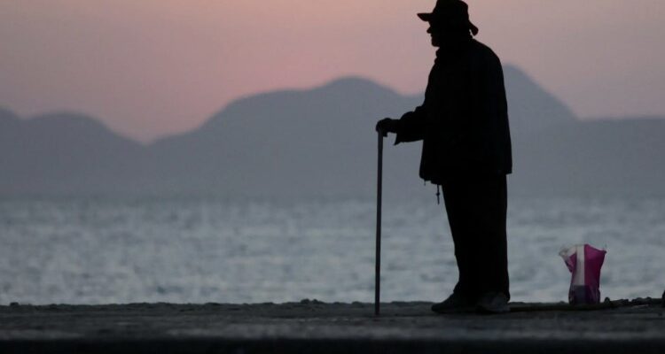 Демографічна криза: Причини, наслідки та шляхи подолання проблеми