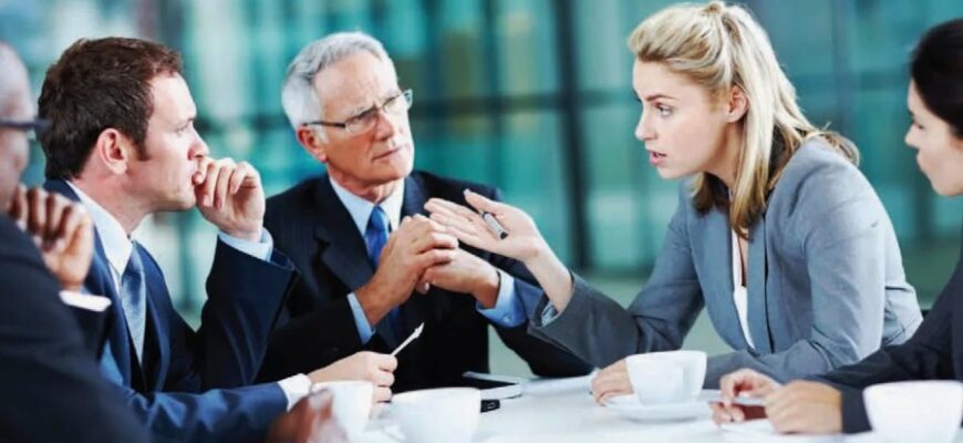 Що таке дискусія: визначення, види та користь для суспільства