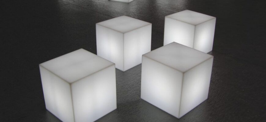 Що таке куб: Визначення, властивості та застосування в житті і науці