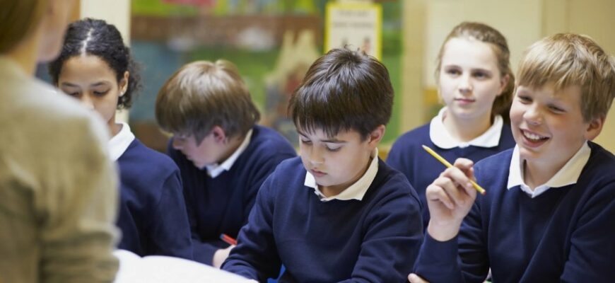 Що таке омоніми: визначення, приклади та їх роль у мові