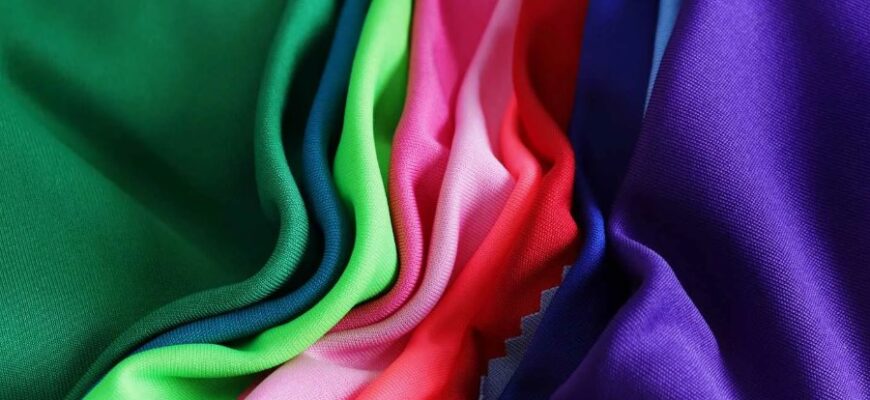 Поліестер: Властивості, Використання та Переваги Сучасного Матеріалу