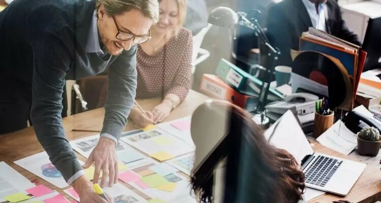 Редагування тексту: основні принципи, інструменти та поради авторів