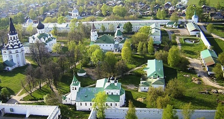 Що таке слобода: історія, значення та особливості цього поселення