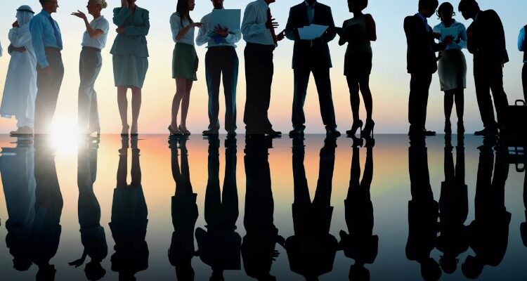 Що таке соціум: визначення, роль та вплив на життя людини