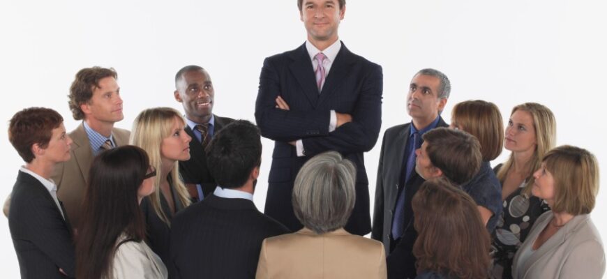 Що таке статус: визначення, значення та роль у сучасному суспільстві