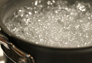 “Кумис: Секрети, Властивості та Користь Традиційного Напою”