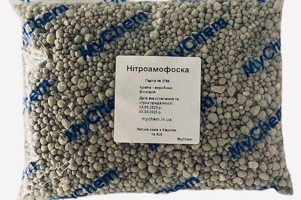Застосування та переваги нітроамофоски: ефективне добриво для врожаю