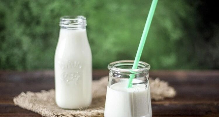 Айран: історія, склад, користь і рецепт традиційного напою