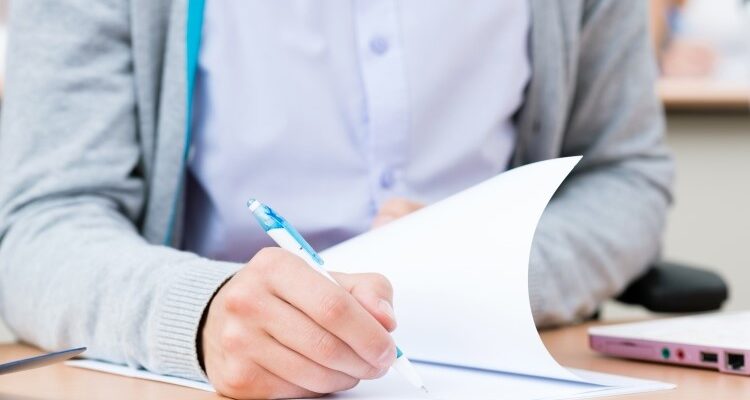 Автобіографія: визначення, різновиди та ключові правила написання