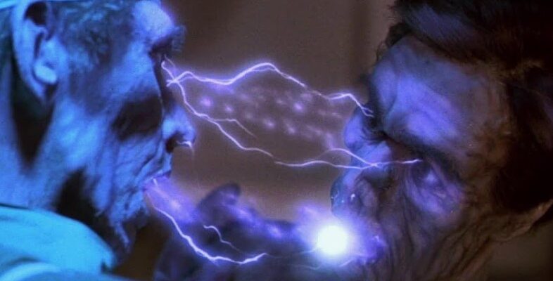 Енергетичні вампіри: як їх розпізнати та захиститись від впливу