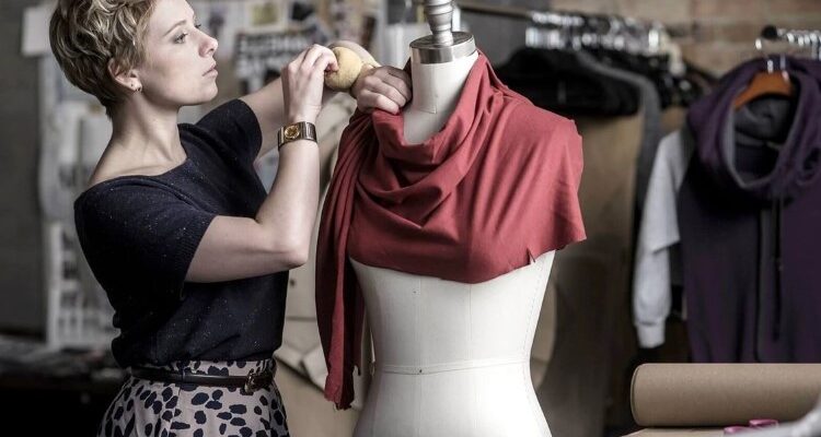 Модельєр: Хто Це, Які Його Обов’язки Та Чому Це Важливо