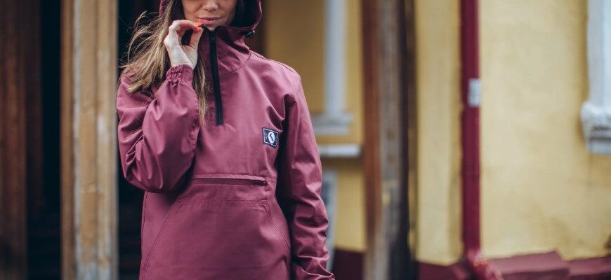 Анораки: види, стильові поєднання та поради з носіння від експертів