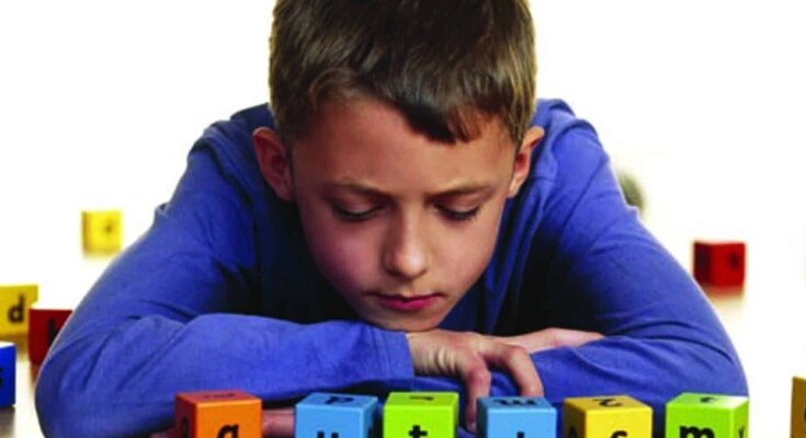 Аутизм: основні ознаки, причини та методи підтримки дітей і дорослих