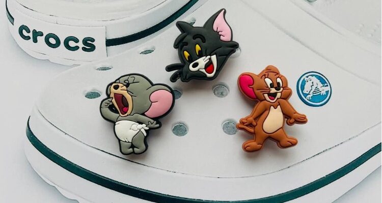 Що таке джибітси: робимо крокси унікальними та стильними аксесуарами Що таке джибітси: робимо крокси унікальними та стильними аксесуарами