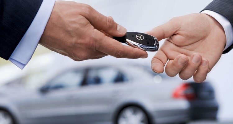 Лізинг: що це таке і як він працює в бізнесі та особистих фінансах?