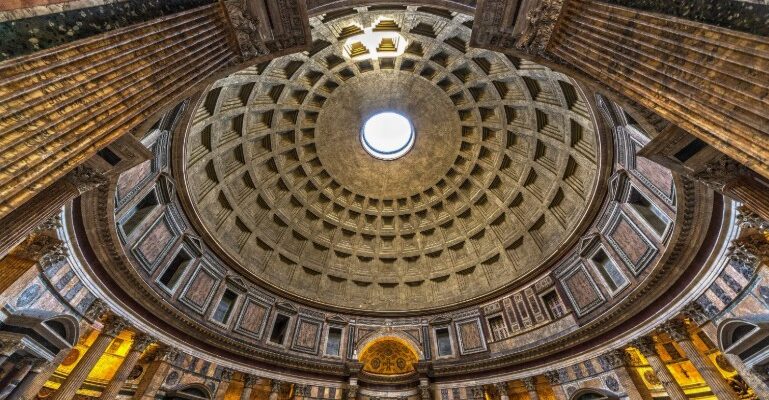 Пантеон: еволюція від храму богів до символу вічної спадщини