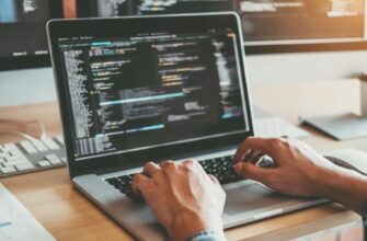 Програмування: Зв’язок між машинною логікою та людською творчістю