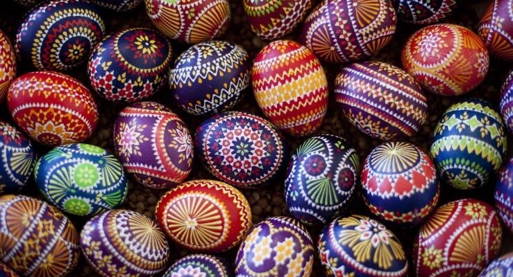 Писанка: символіка кольорів і значення в українській культурі