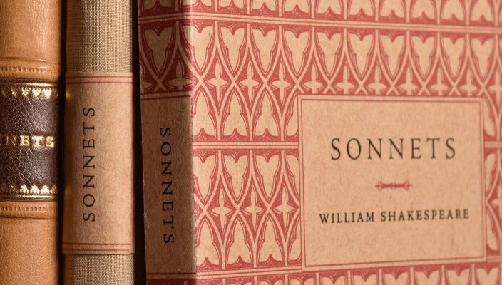 Ось готовий заголовок для вашої статті:
Сонет: Історія, структура та особливості поетичної форми
Цей заголовок містить ключові слова, які можуть бути корисними для SEO та залучення читачів. Ось готовий заголовок для вашої статті:
Сонет: Історія, структура та особливості поетичної форми
Цей заголовок містить ключові слова, які можуть бути корисними для SEO та залучення читачів.