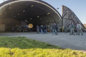 Що таке ангар: визначення, особливості та види конструкцій