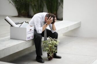 Безробіття: визначення, причини та наслідки для суспільства