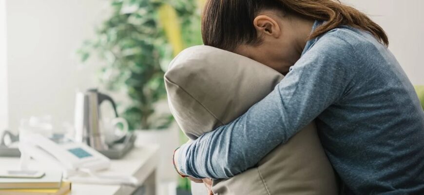 Що таке депресія: розуміння симптомів, причин та методів лікування