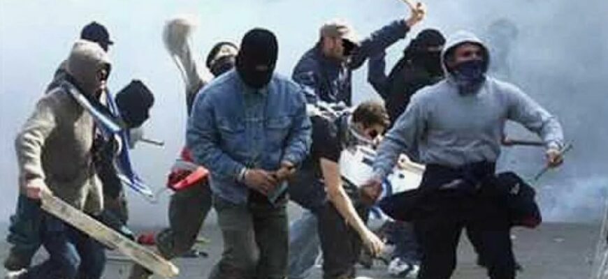 Що таке екстремізм: визначення, причини та вплив на суспільство