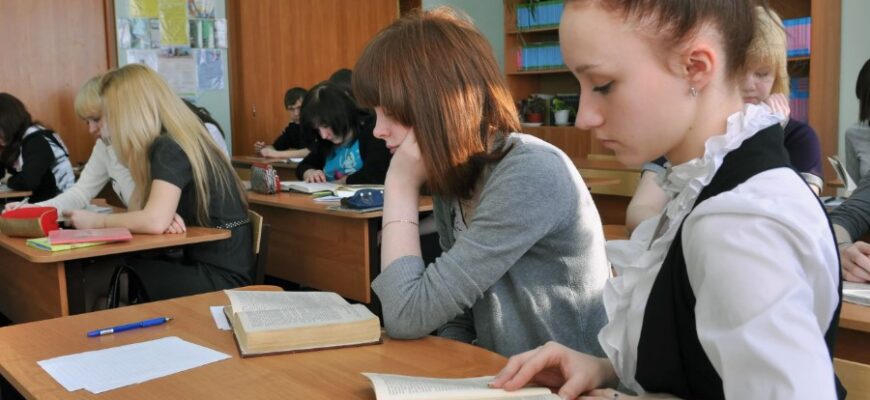 Значення епітетів і метафор: Приклади та поради для використання