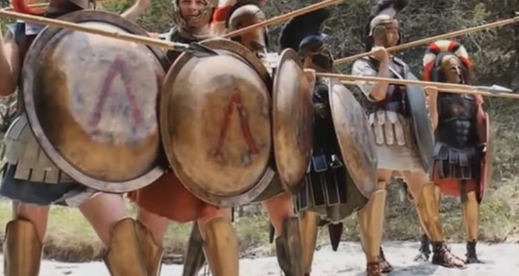 Фаланга: Основи, Історія, Структура та Її Значення в Античності