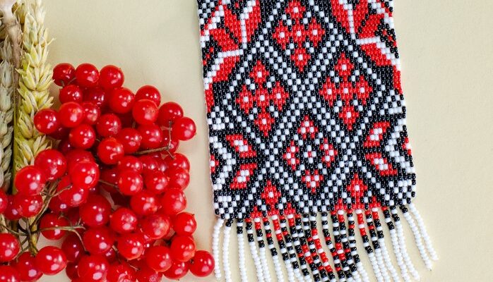 Що таке гердан: походження, значення та використання прикраси