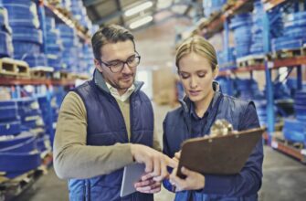 Логіст: Хто це, які обов’язки та навички потрібно мати для успіху