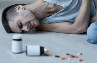 Що таке ломка: розуміння симптомів та способи подолання залежності