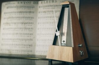 Метроном: Визначення, Історія та Застосування у Музиці та Тренуваннях