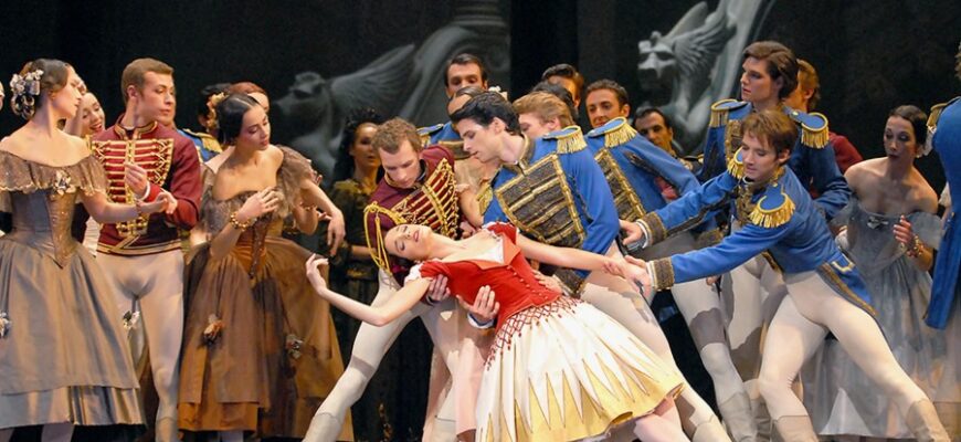 Пафос твору: визначення, значення та роль у літературі та мистецтві