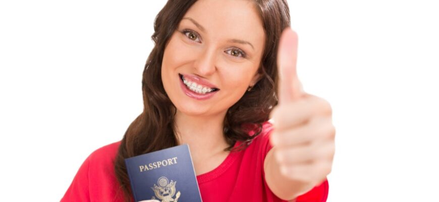 Що таке ПМЖ: переваги постійного проживання за кордоном