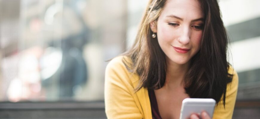 Що таке репост: значення, використання та вплив на соціальні мережі