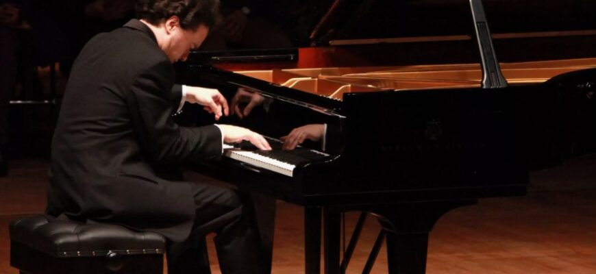 Соната: Визначення, структура та історичний розвиток музичної форми