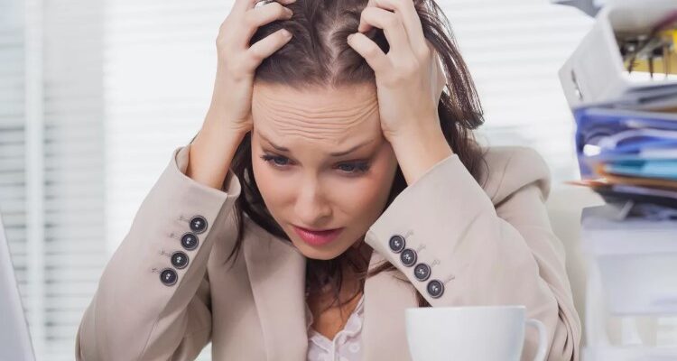 Що таке стрес: причини, симптоми та ефективні способи подолання