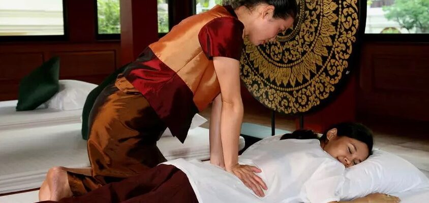 Тайський масаж: що це таке, історія виникнення та користь для вас