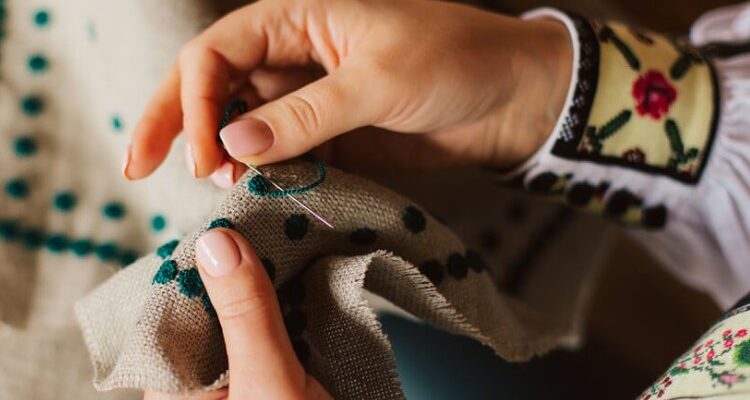Що таке вишивка: історія, техніки та сучасні тенденції мистецтва