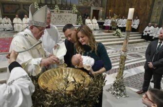 Водне Хрещення: Значення, Символіка та Чому Це Так Важливо?
