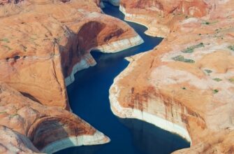 Земна кора: будова, властивості та значення для планети Земля