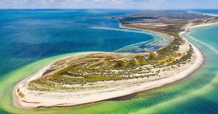 Дізнайтесь неймовірні факти про острів Джарилгач: природа, історія, тури