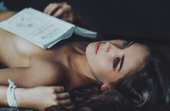 Розуміння нюдсів: що це таке та як безпечно ними обмінюватись?