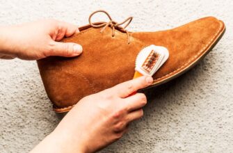 Догляд за замшевими чоботами: секрети тривалого збереження якості