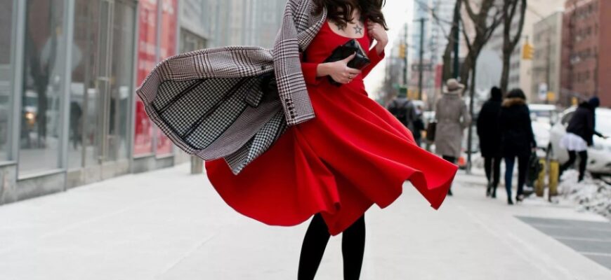Як вдало поєднувати червоний колір в одязі: поради та стилістичні рішення