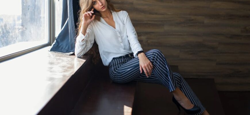 Ефективні поради: як стильно та правильно носити шифонову блузу