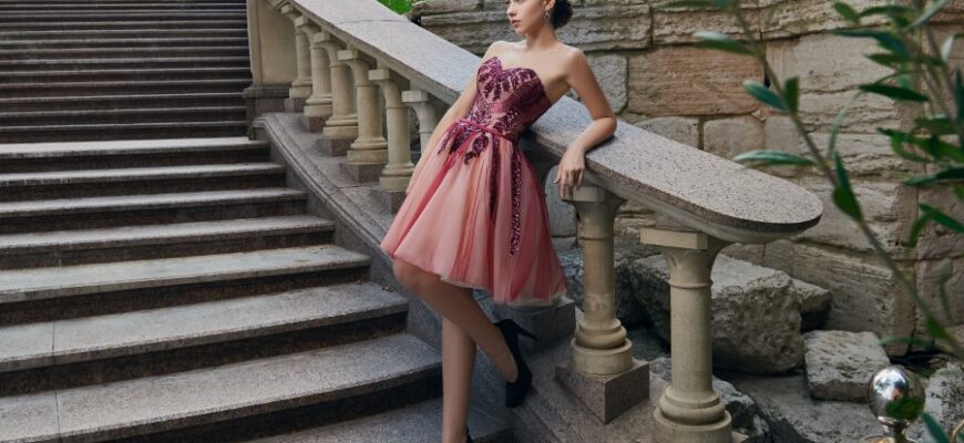 Стильна вечірня сукня: поради та тренди для ідеального образу